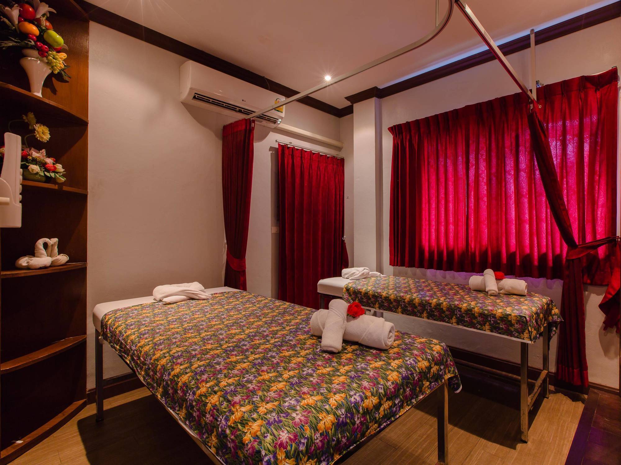 Hip Yaya Residences Patong Kültér fotó
