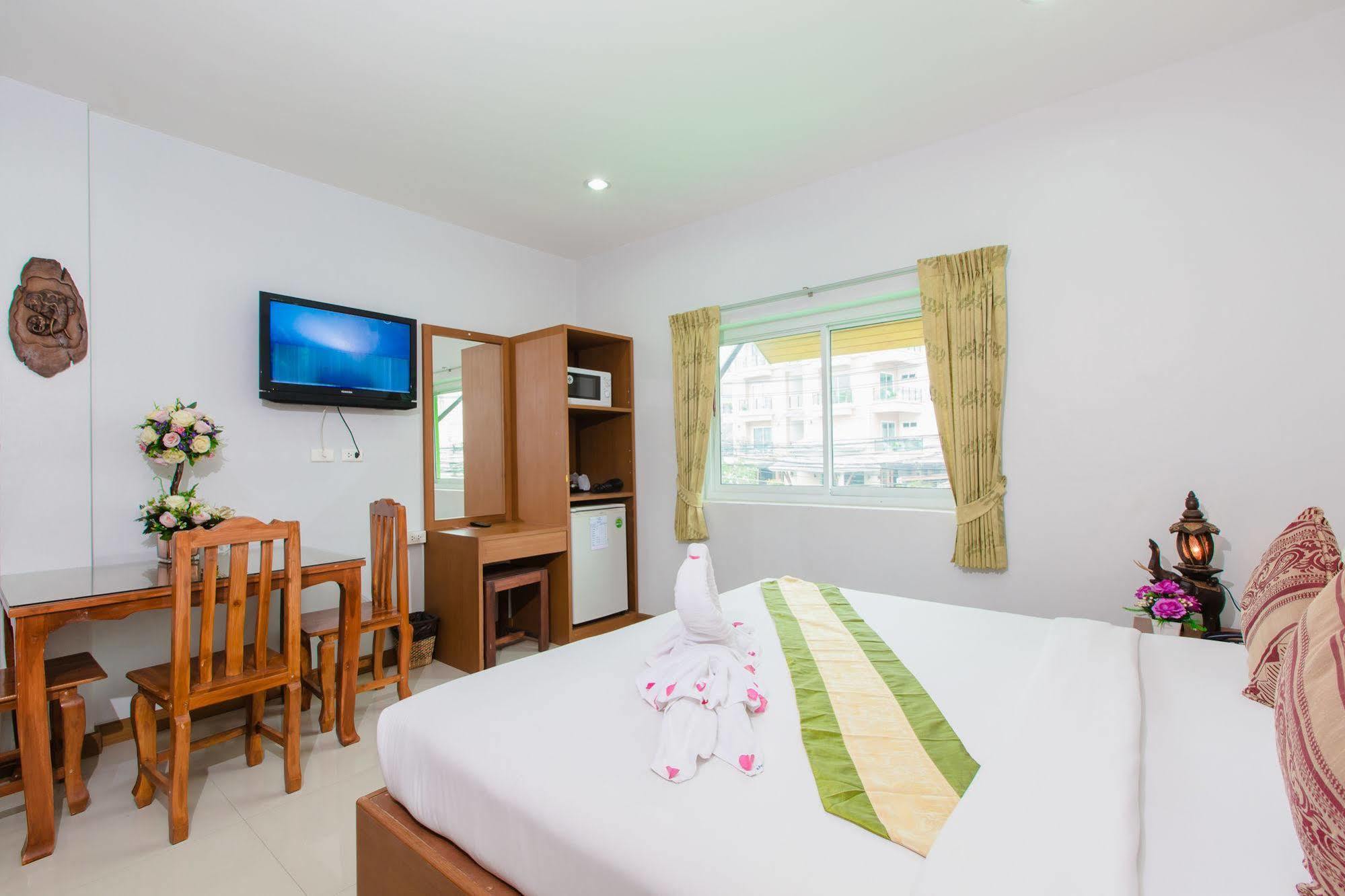 Hip Yaya Residences Patong Kültér fotó